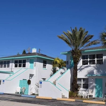 Private One-Bedroom 6 -Directly Across From Beach St. Pete Beach Exterior foto